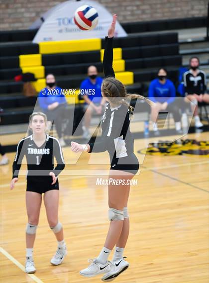 Thumbnail 3 in Northwest Christian vs. Valley Christian (AIA 3A Final) photogallery.