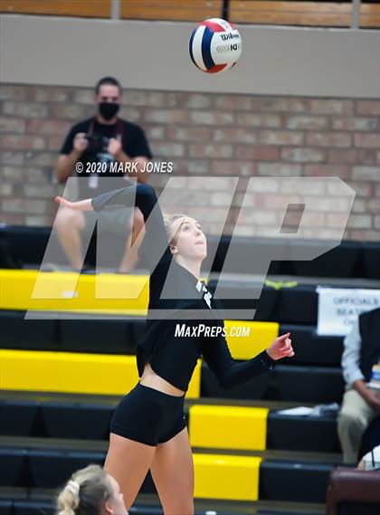 Thumbnail 1 in Northwest Christian vs. Valley Christian (AIA 3A Final) photogallery.
