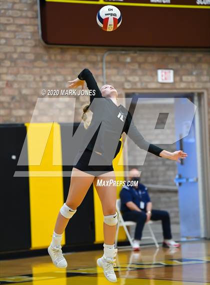 Thumbnail 3 in Northwest Christian vs. Valley Christian (AIA 3A Final) photogallery.