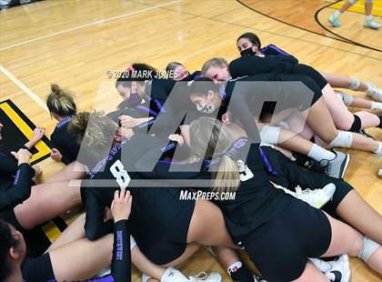 Thumbnail 3 in Northwest Christian vs. Valley Christian (AIA 3A Final) photogallery.
