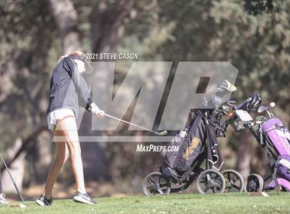 Thumbnail 1 in Sierra Foothill League Tournament photogallery.