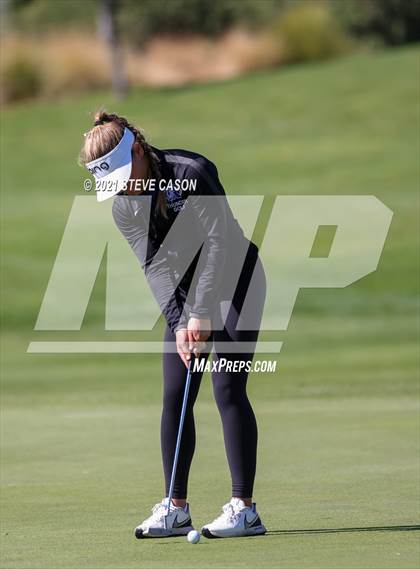 Thumbnail 2 in Sierra Foothill League Tournament photogallery.