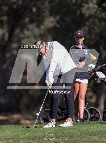 Thumbnail 3 in Sierra Foothill League Tournament photogallery.