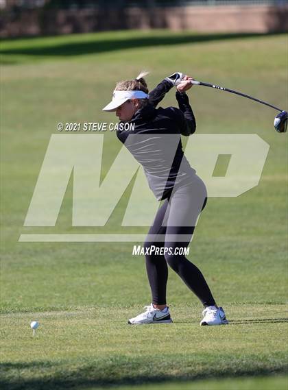 Thumbnail 2 in Sierra Foothill League Tournament photogallery.