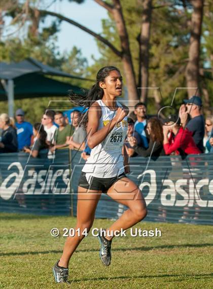 Thumbnail 3 in Clovis Invitational Division 1 5K Varsity Girls Race photogallery.