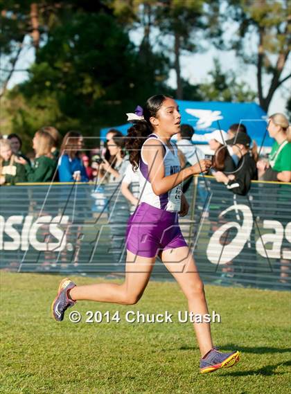 Thumbnail 3 in Clovis Invitational Division 1 5K Varsity Girls Race photogallery.