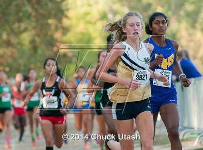 Thumbnail 1 in Clovis Invitational Division 1 5K Varsity Girls Race photogallery.