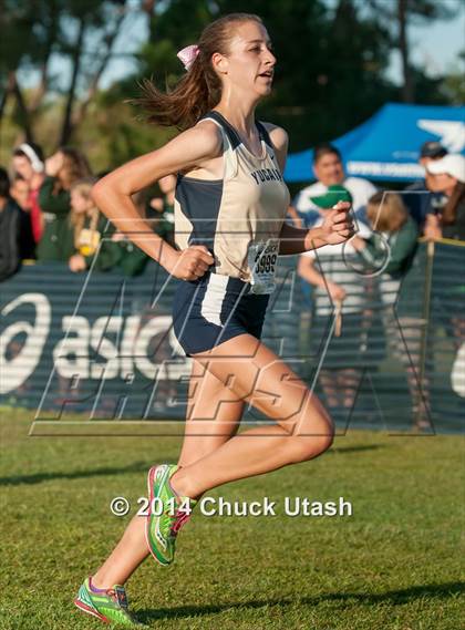 Thumbnail 2 in Clovis Invitational Division 1 5K Varsity Girls Race photogallery.