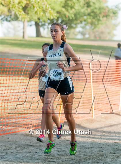 Thumbnail 2 in Clovis Invitational Division 1 5K Varsity Girls Race photogallery.