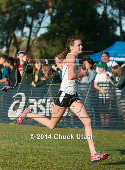 Thumbnail 2 in Clovis Invitational Division 1 5K Varsity Girls Race photogallery.