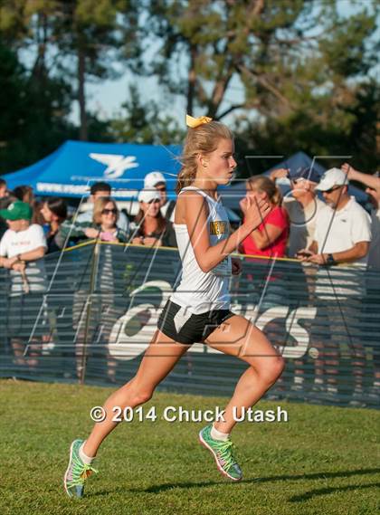 Thumbnail 1 in Clovis Invitational Division 1 5K Varsity Girls Race photogallery.