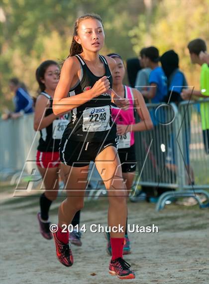 Thumbnail 3 in Clovis Invitational Division 1 5K Varsity Girls Race photogallery.