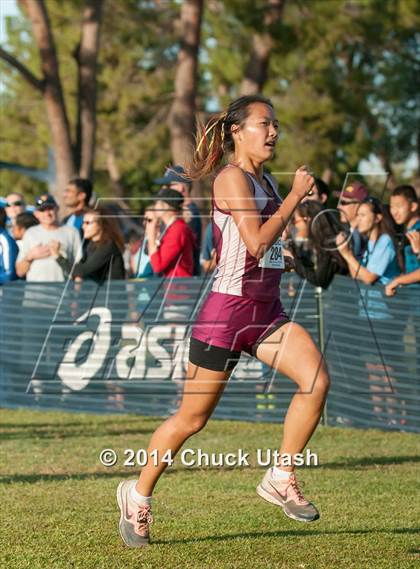 Thumbnail 3 in Clovis Invitational Division 1 5K Varsity Girls Race photogallery.