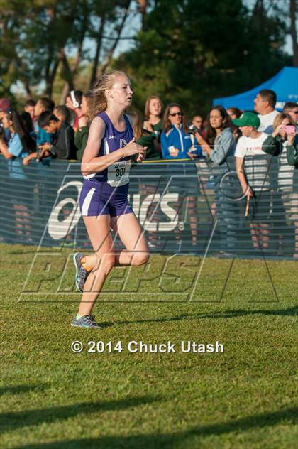 Thumbnail 3 in Clovis Invitational Division 1 5K Varsity Girls Race photogallery.