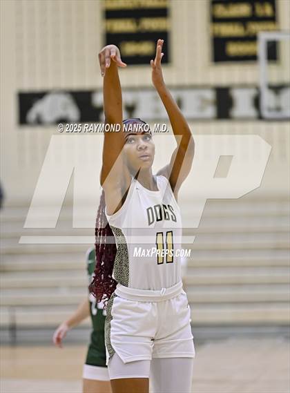 Thumbnail 2 in Pendleton Heights @ Lapel photogallery.