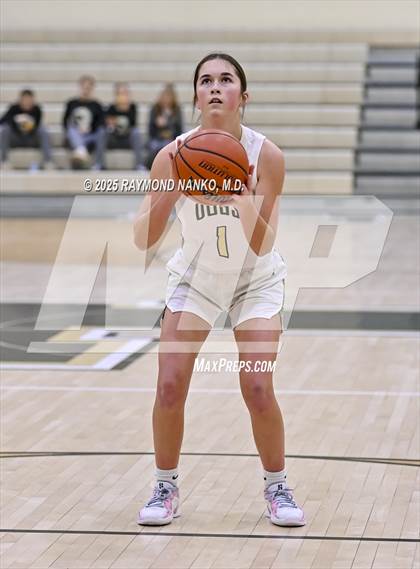 Thumbnail 3 in Pendleton Heights @ Lapel photogallery.