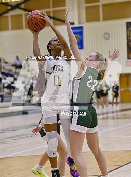 Thumbnail 1 in Pendleton Heights @ Lapel photogallery.
