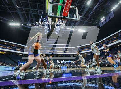 Thumbnail 2 in Lincoln vs. Vanden (CIF SJS D3 Final) photogallery.
