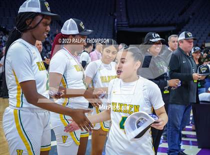 Thumbnail 3 in Lincoln vs. Vanden (CIF SJS D3 Final) photogallery.