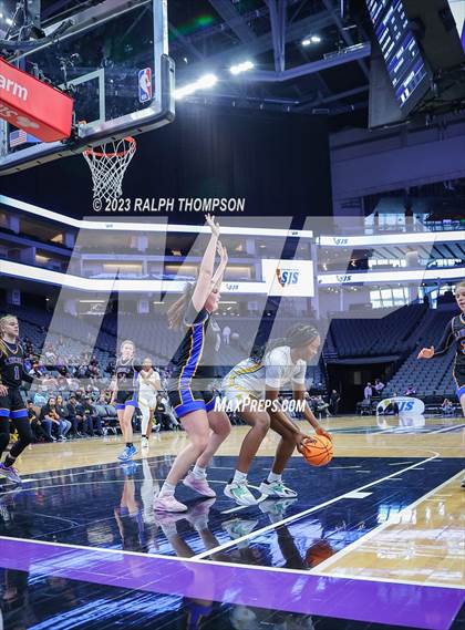 Thumbnail 3 in Lincoln vs. Vanden (CIF SJS D3 Final) photogallery.