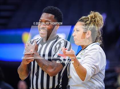 Thumbnail 3 in Lincoln vs. Vanden (CIF SJS D3 Final) photogallery.