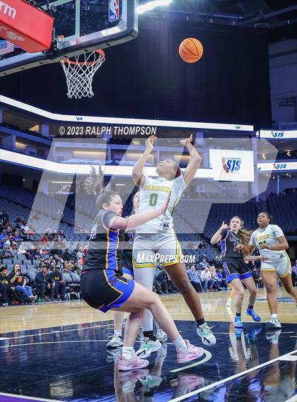 Thumbnail 2 in Lincoln vs. Vanden (CIF SJS D3 Final) photogallery.