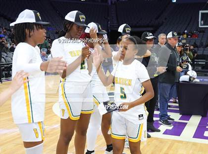 Thumbnail 2 in Lincoln vs. Vanden (CIF SJS D3 Final) photogallery.