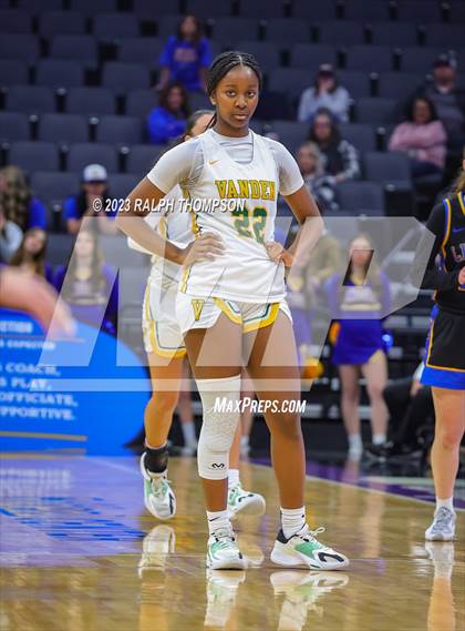 Thumbnail 2 in Lincoln vs. Vanden (CIF SJS D3 Final) photogallery.