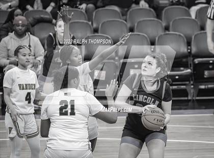 Thumbnail 3 in Lincoln vs. Vanden (CIF SJS D3 Final) photogallery.