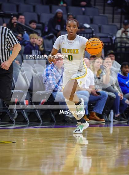 Thumbnail 2 in Lincoln vs. Vanden (CIF SJS D3 Final) photogallery.