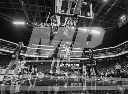 Thumbnail 2 in Lincoln vs. Vanden (CIF SJS D3 Final) photogallery.