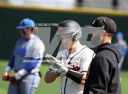 Thumbnail 1 in Grand Saline vs Hooks photogallery.