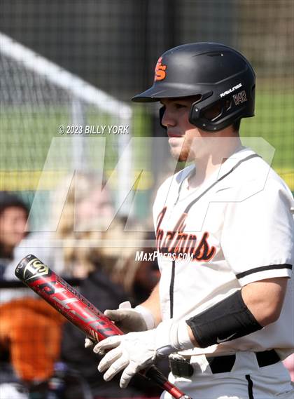 Thumbnail 2 in Grand Saline vs Hooks photogallery.