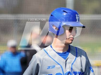 Thumbnail 2 in Grand Saline vs Hooks photogallery.