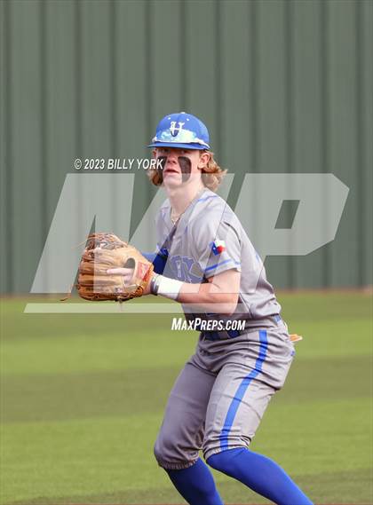 Thumbnail 3 in Grand Saline vs Hooks photogallery.