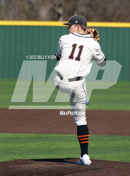 Thumbnail 3 in Grand Saline vs Hooks photogallery.
