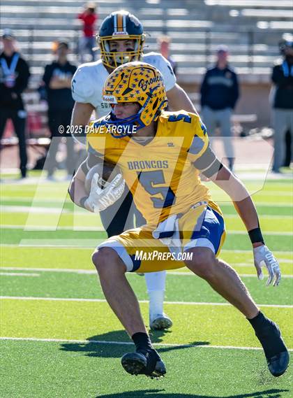 Thumbnail 2 in Summit Academy vs. San Juan (UHSAA 2A Semifinal) photogallery.