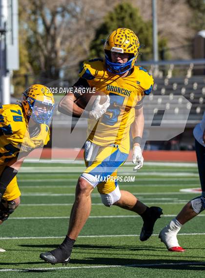 Thumbnail 3 in Summit Academy vs. San Juan (UHSAA 2A Semifinal) photogallery.