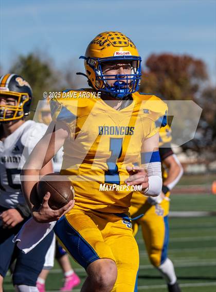 Thumbnail 1 in Summit Academy vs. San Juan (UHSAA 2A Semifinal) photogallery.