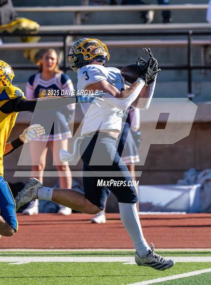 Thumbnail 3 in Summit Academy vs. San Juan (UHSAA 2A Semifinal) photogallery.