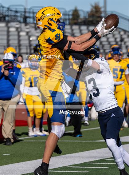 Thumbnail 3 in Summit Academy vs. San Juan (UHSAA 2A Semifinal) photogallery.