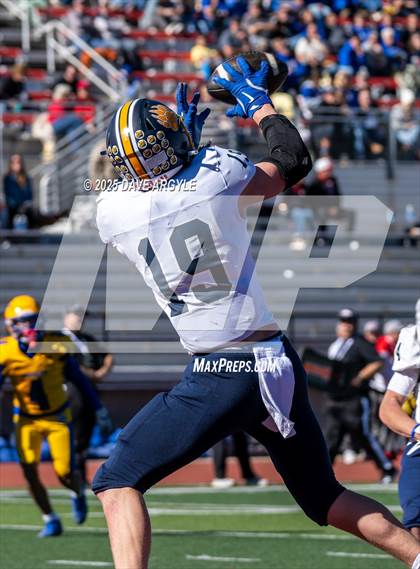 Thumbnail 3 in Summit Academy vs. San Juan (UHSAA 2A Semifinal) photogallery.