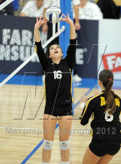 Thumbnail 2 in La Salle vs. El Dorado (CIF SS D1A Final) photogallery.