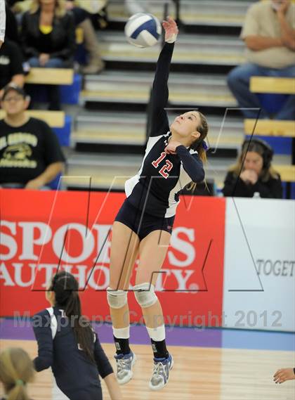 Thumbnail 3 in La Salle vs. El Dorado (CIF SS D1A Final) photogallery.