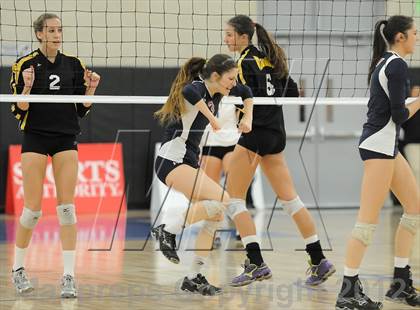 Thumbnail 2 in La Salle vs. El Dorado (CIF SS D1A Final) photogallery.