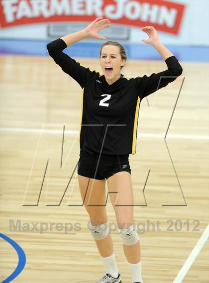 Thumbnail 3 in La Salle vs. El Dorado (CIF SS D1A Final) photogallery.