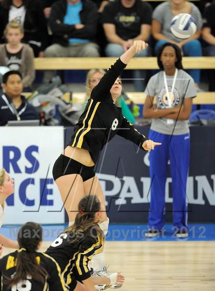 Thumbnail 1 in La Salle vs. El Dorado (CIF SS D1A Final) photogallery.