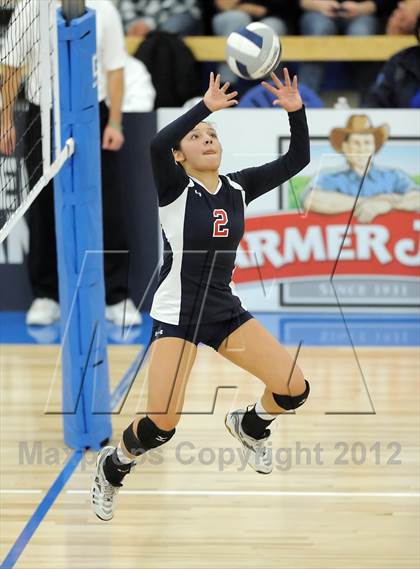 Thumbnail 2 in La Salle vs. El Dorado (CIF SS D1A Final) photogallery.