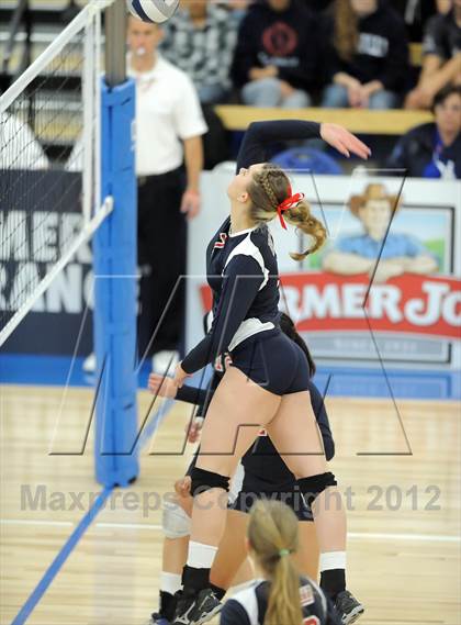 Thumbnail 3 in La Salle vs. El Dorado (CIF SS D1A Final) photogallery.