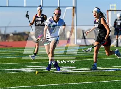 Thumbnail 1 in ThunderRidge vs Castle View/Douglas County (Scrimmage) photogallery.